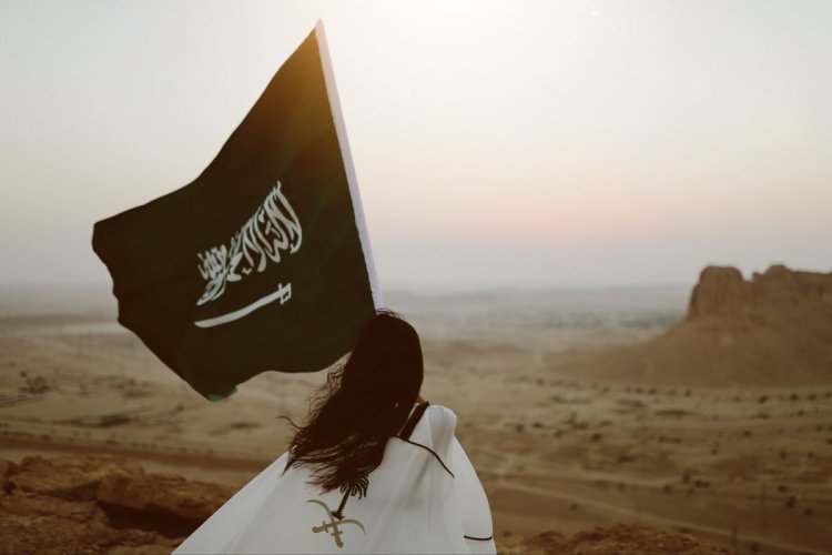 Саудовская Аравия черно белая