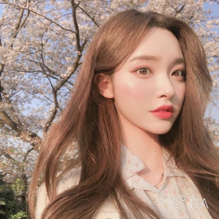 Кореянки Kim na Hee