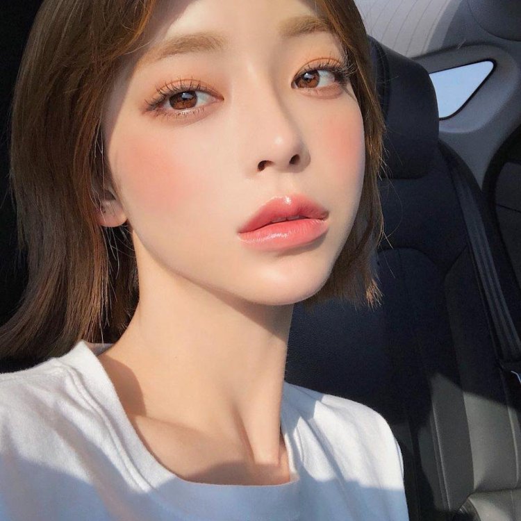 Kang Taeri кореянка