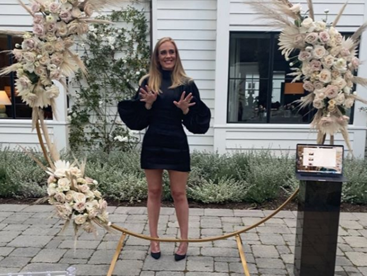 Певица адель