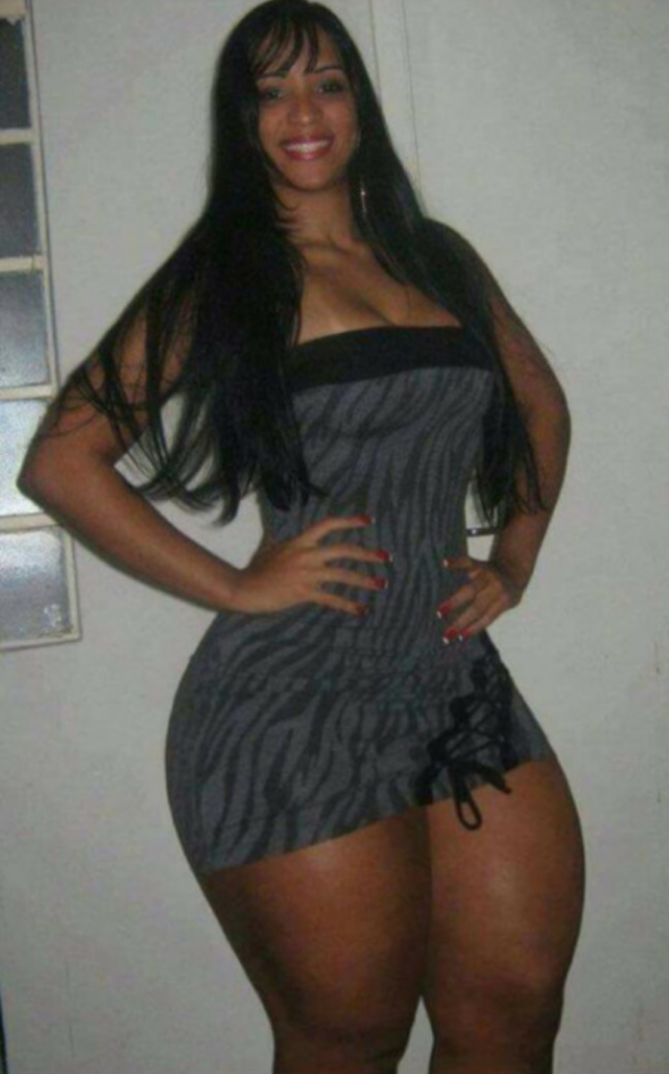 Pryscila Silva в мини