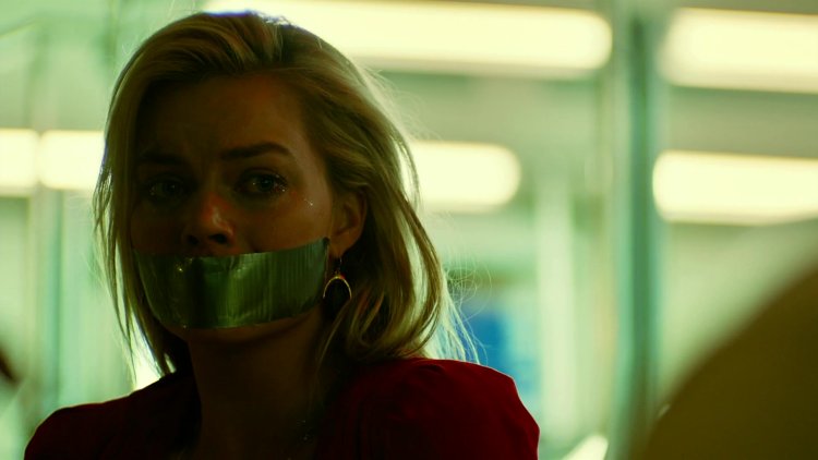 Марго Робби связанные