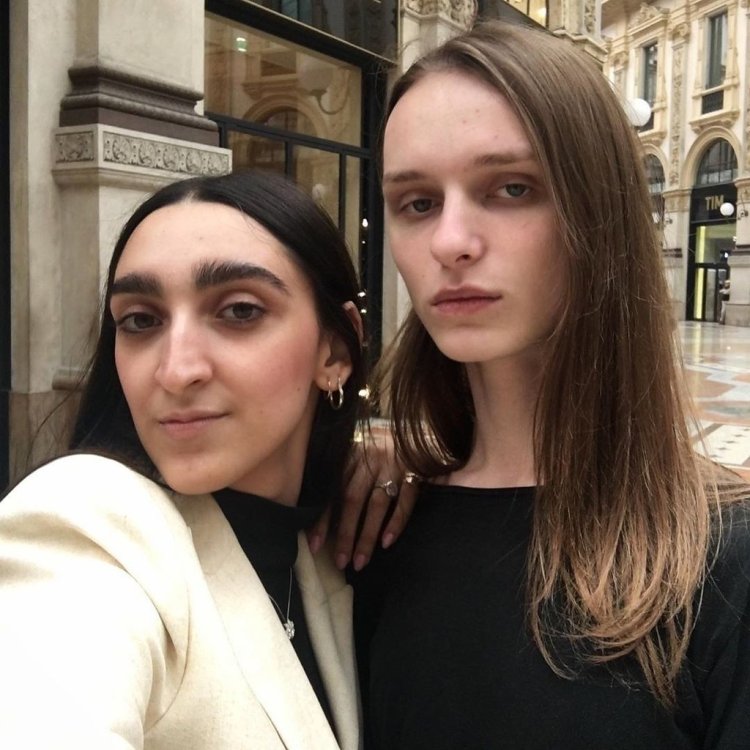 Армении Арутюнян модель