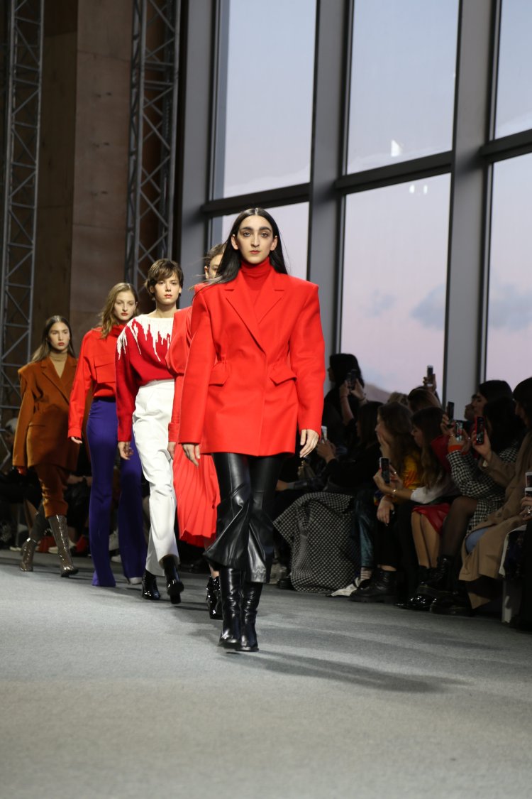 Модель Gucci Армине Арутюнян