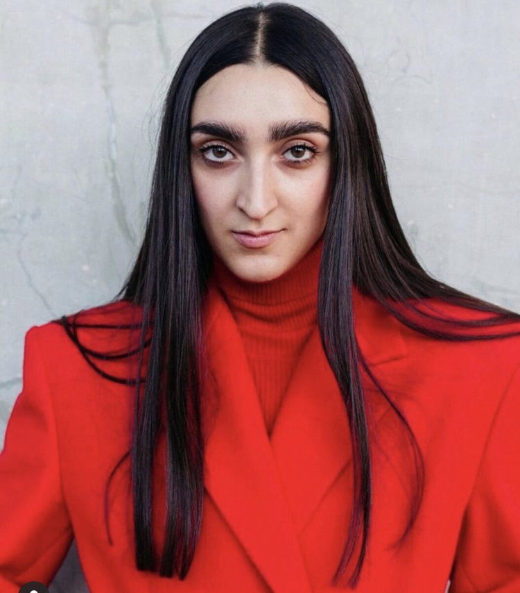 Армянская модель гуччи армине арутюнян