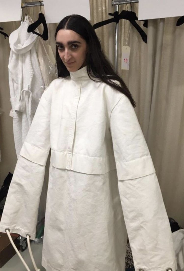 Модель Gucci Армине Арутюнян