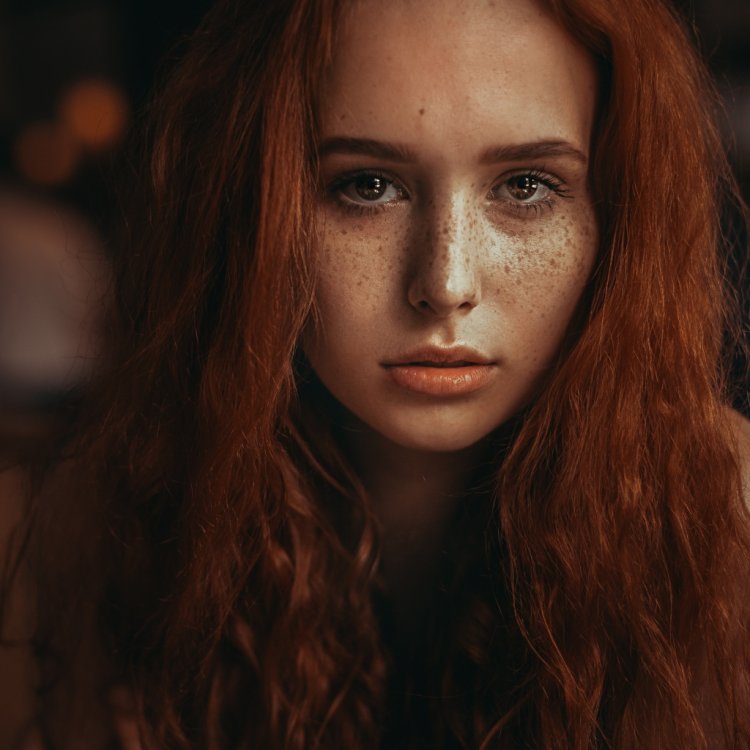Алисса Кампанелла без макияжа рыжая веснушки