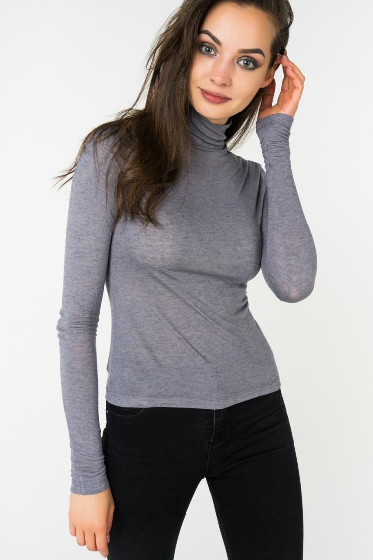 Тоненькая водолазка