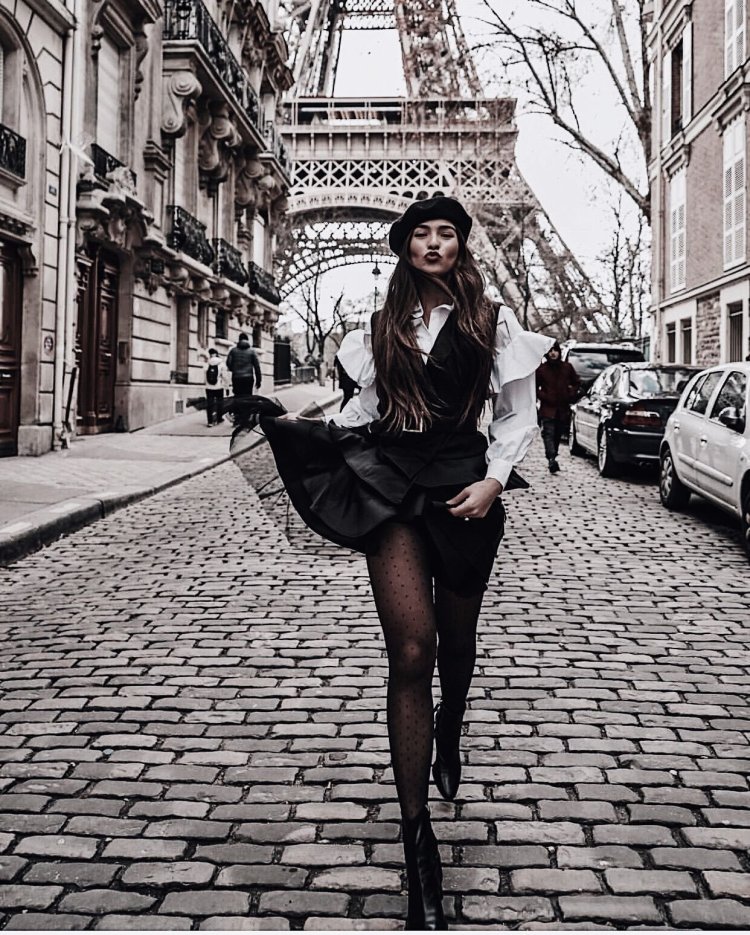 Мода Парижа Франции стиль Парижский Шик