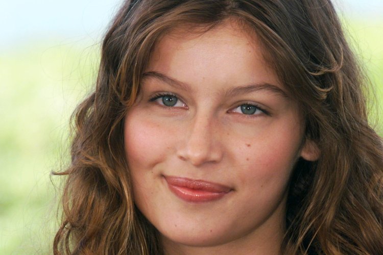 Актриса Летиция Каста