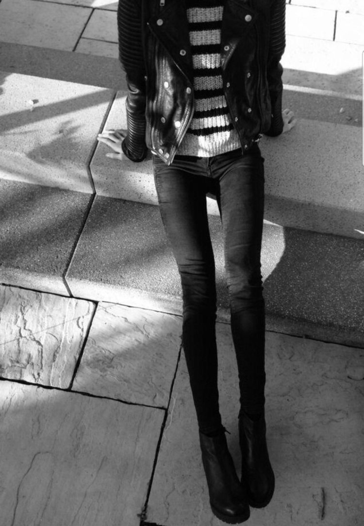 Худая девушка. Вчернос