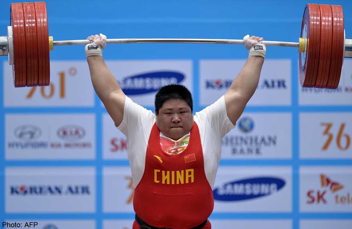 Weightlifter Loses Intestines