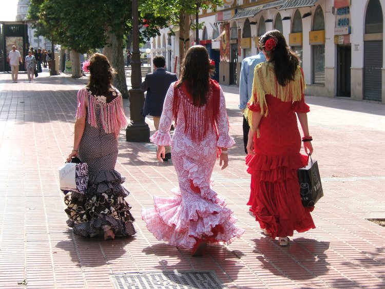 Испанки на улицах