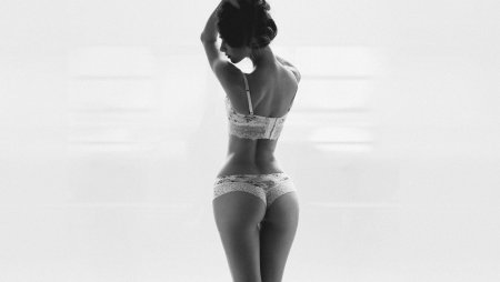 Женщина сзади