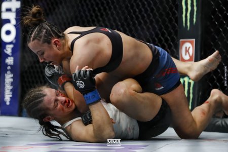 Камила Смогулецка боец ММА