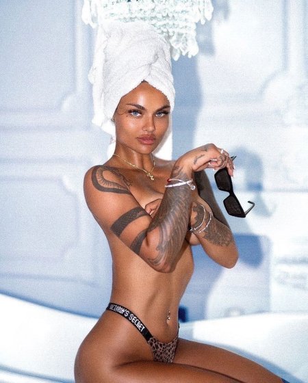 UFC Камилла Смогулецка