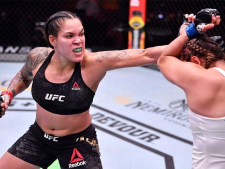 UFC Камилла Смогулецка