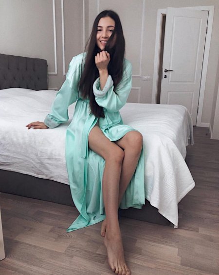 Диляра ножки