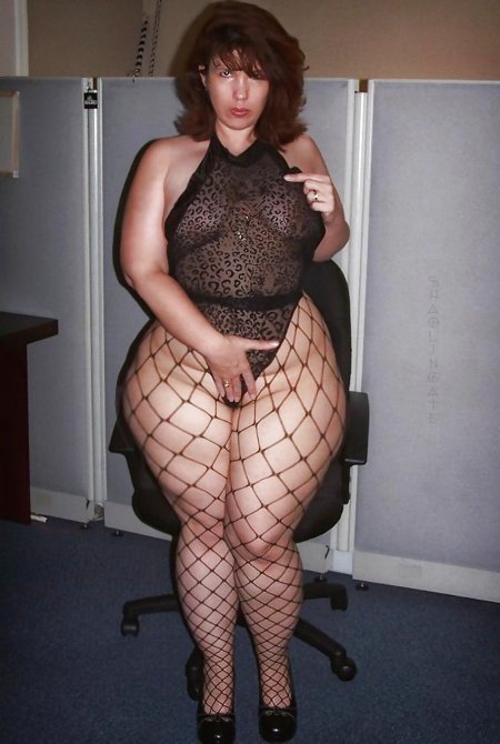 Большие бедра зрелых толстушек