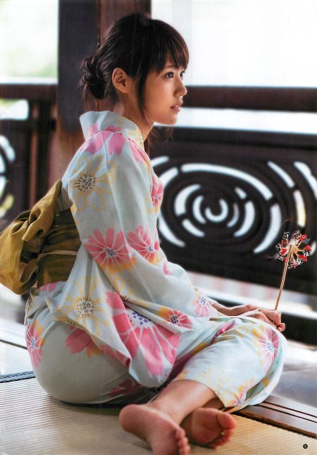 Касуми Аримура feet