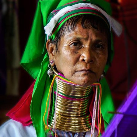 Бирманские женщины