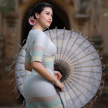 Мьянма женщины