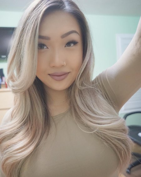 Блондинки азиатской внешности