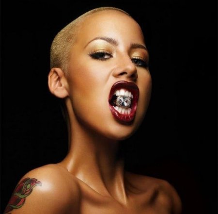 Эмбер Роуз лысая