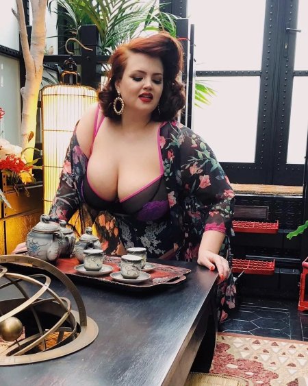 Модель Джорджина Хорн