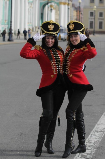 Гусарки СПБ Дворцовая площадь