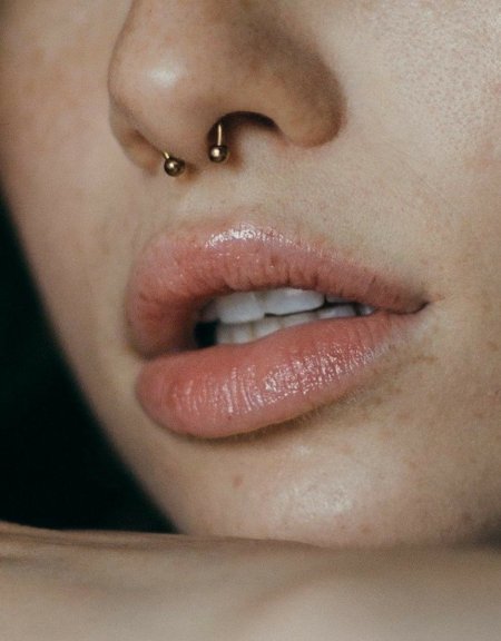 Нос пирсинг