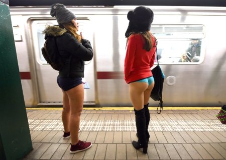 No Pants Subway Ride Москва