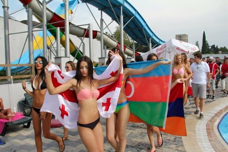 Красивые девушки Тбилиси