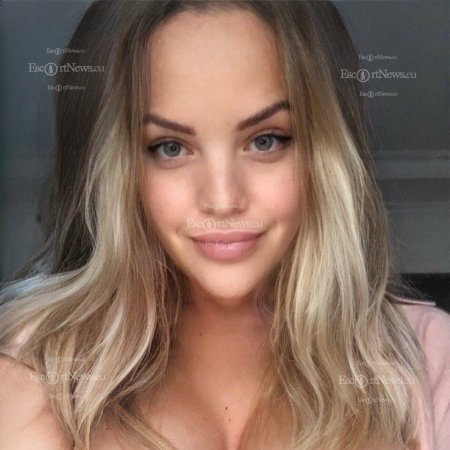 Casey Leigh›CASEYLEIGHXOX/