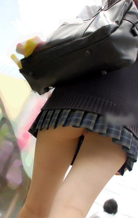 Девочки в юбках ВТД С низу