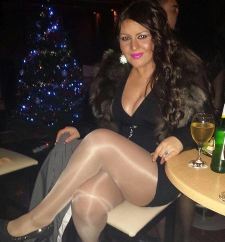 Красивые армянки в колготках