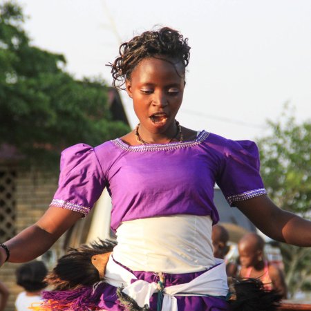 Уганда девушки