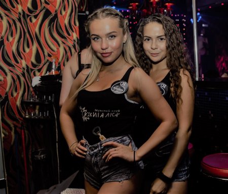 Хостес в ночной клуб