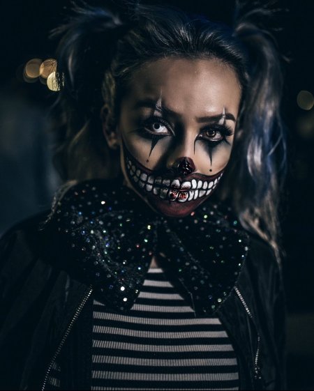 Безумная девушка