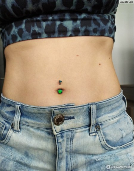 Прокол пупка на выпуклый пупок