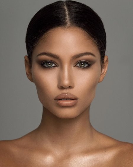 Красивые скулы