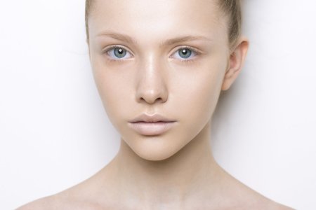 Красивое лицо без макияжа