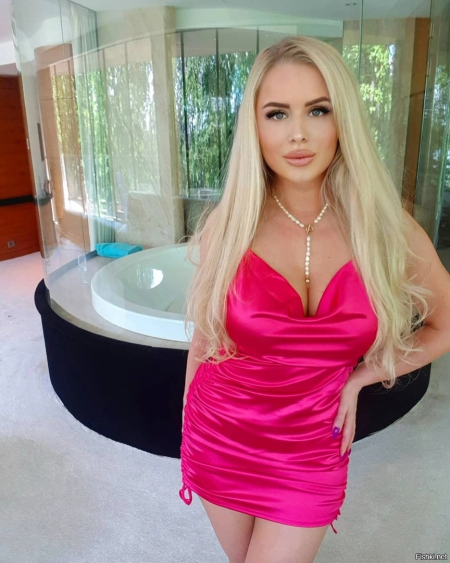 Dolly Polakovska hot