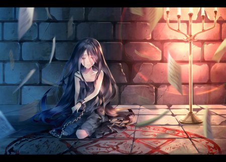 Девушка в цепях арт