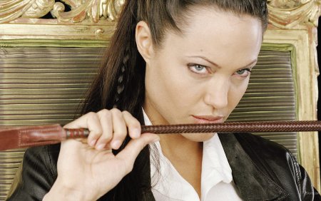 Анджелина Джоли Готика