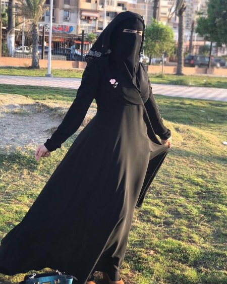 Никаб джильбаб