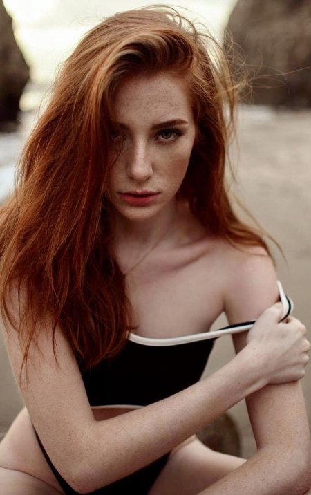 Redhead girl Мэделин
