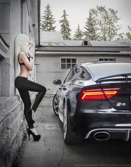 Горячие девушки и автомобили