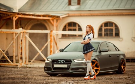 Красивые девушки и Ауди