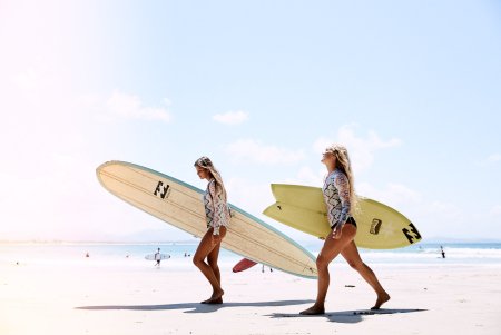 Фелисити Палматир серфинг